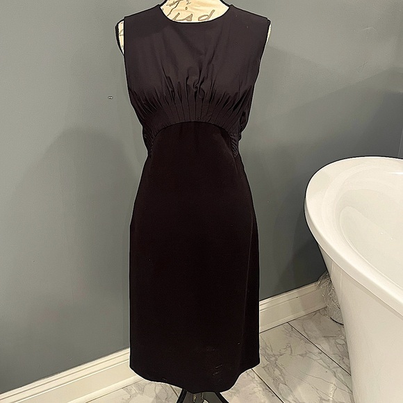 Diane Von Furstenberg Asabi Pleated Sheath Dress in Black - Picture 15 of 16